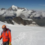 Greg sur le Hobärggletscher avec en toile de fond le Weisshorn