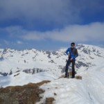 Julien au sommet de la Pointe du Dzonfié